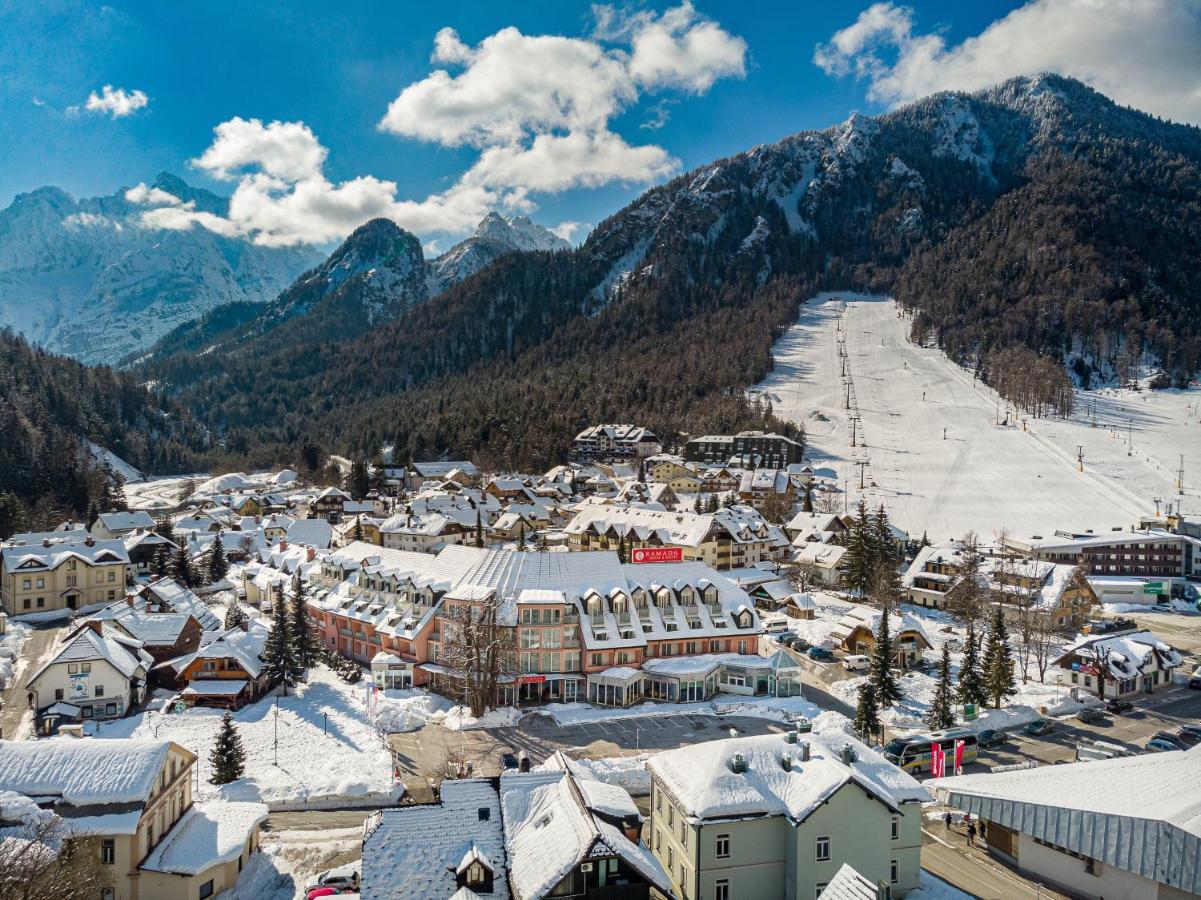 Ramada Hotel & Suites Kranjska Gora Zewnętrze zdjęcie