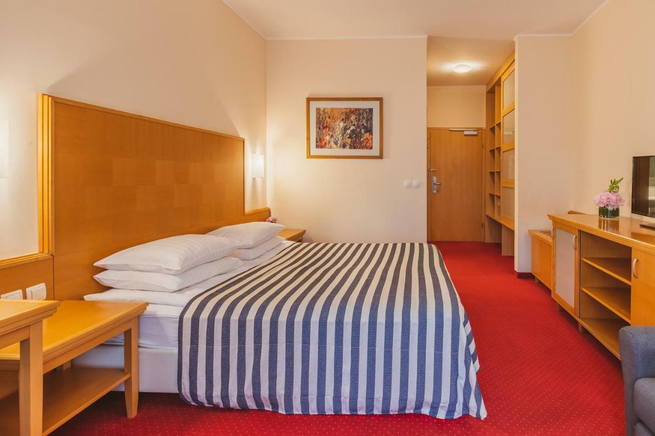 Ramada Hotel & Suites Kranjska Gora Zewnętrze zdjęcie