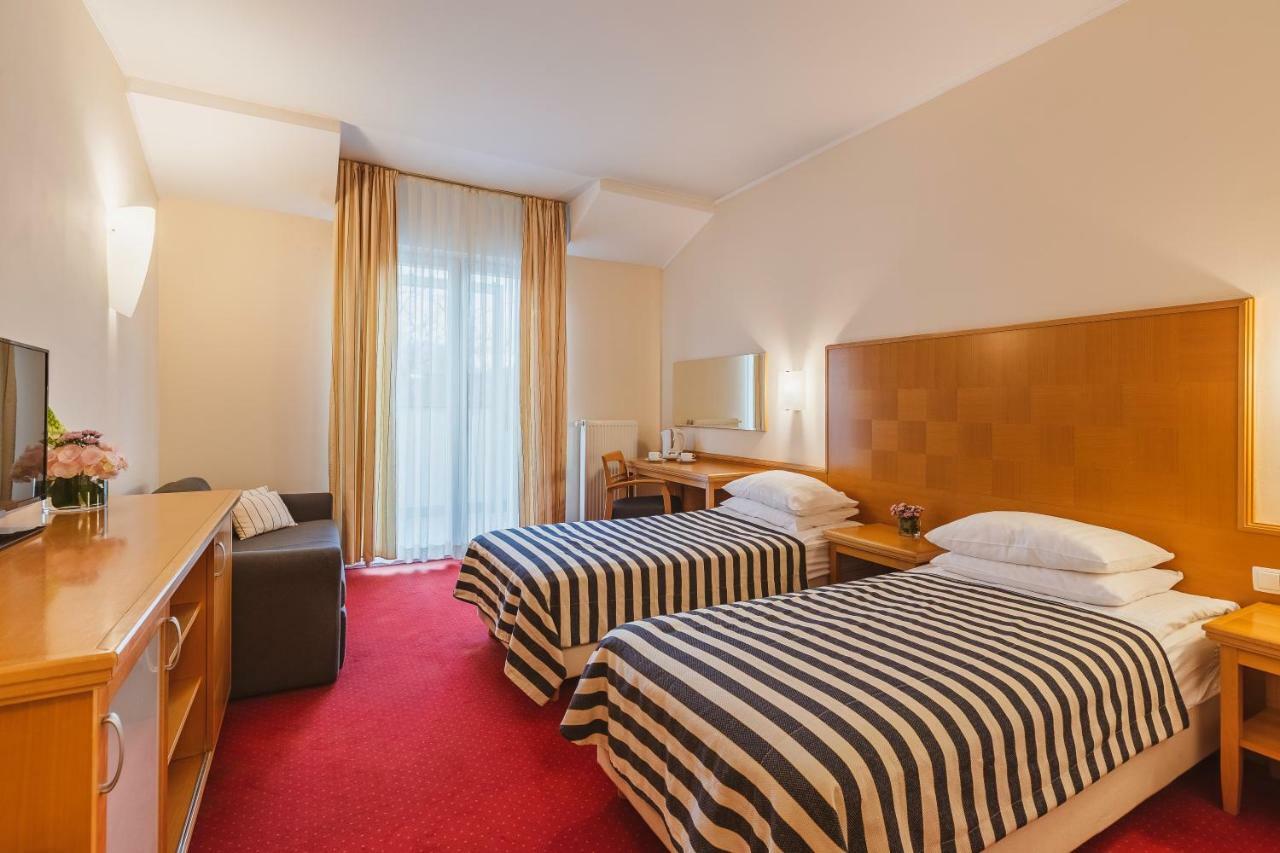 Ramada Hotel & Suites Kranjska Gora Zewnętrze zdjęcie
